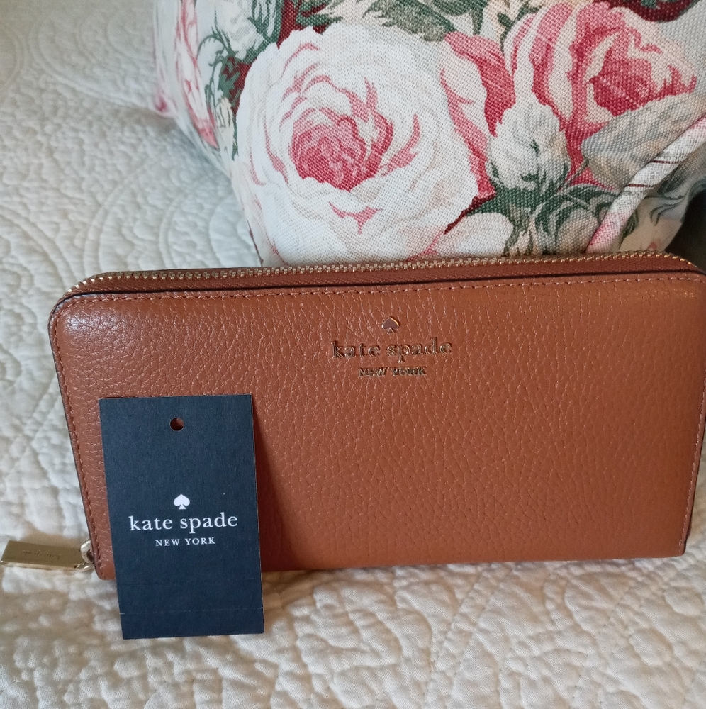 Kate Spade Warm Gingerbread Wallet